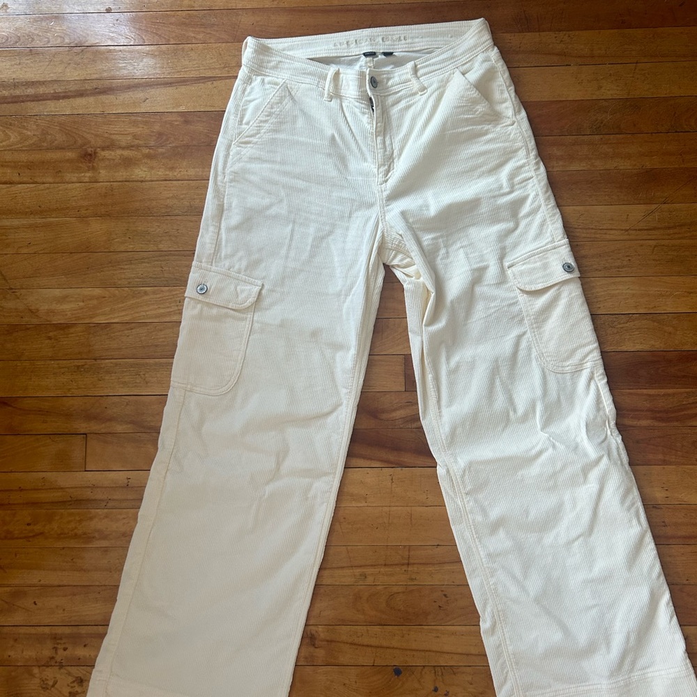 American Eagle cream wide leg corduroy